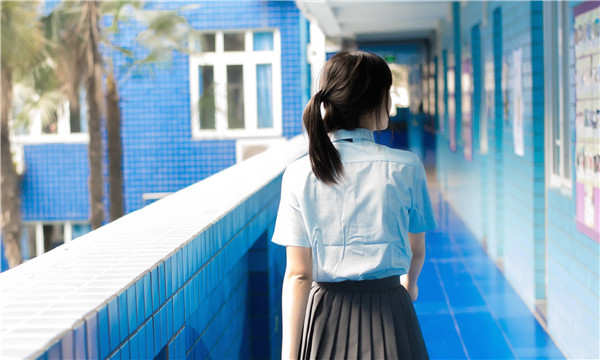 钦南如何找到一个可以帮助我生孩子的女人？